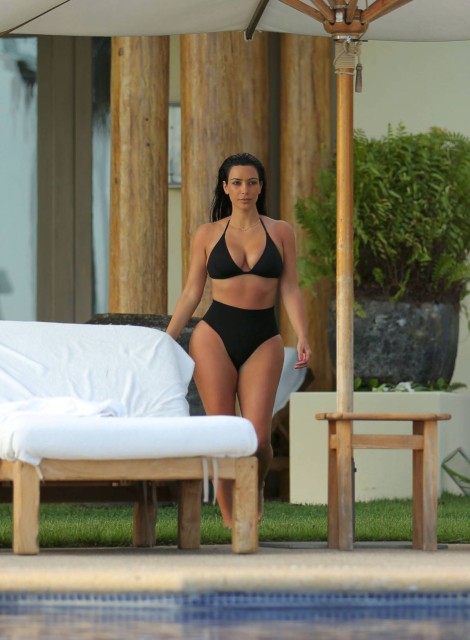 Kim-Kardashian-18