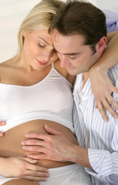 pregnant-woman-and-man