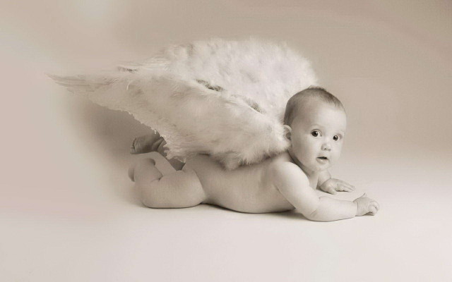 angel-baby-wallpaper-1