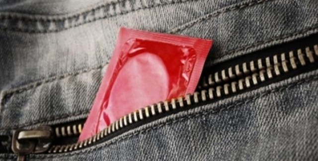 unsafe-sex-condom-jeans-safe-sex