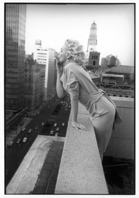 marilynmonroe-hotelroomnycphotoshoot-1-mar-1955-09